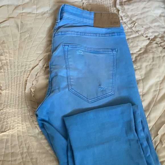 Blue Colored H&M Jeans, Feel Great On! - Picture 2 of 7